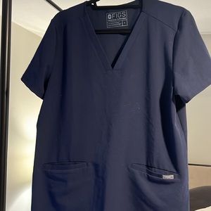 Figs Casma three-pocket scrub top